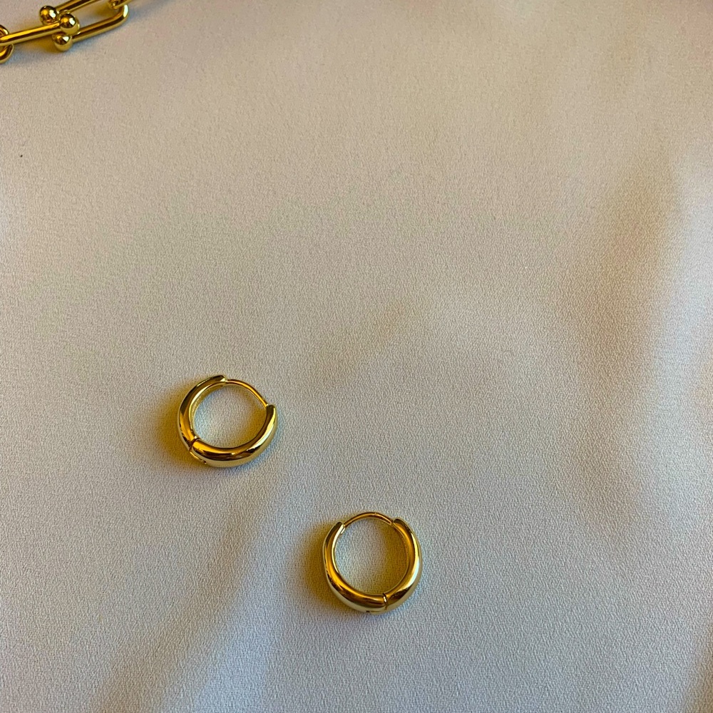 [🍍2 for $22] Simple Mini Gold Hoops